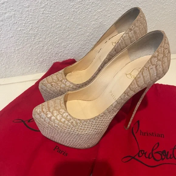 CHRISTAIN LOUBOUTIN Daffodil Python Platform Pumps - Picture 3 of 4